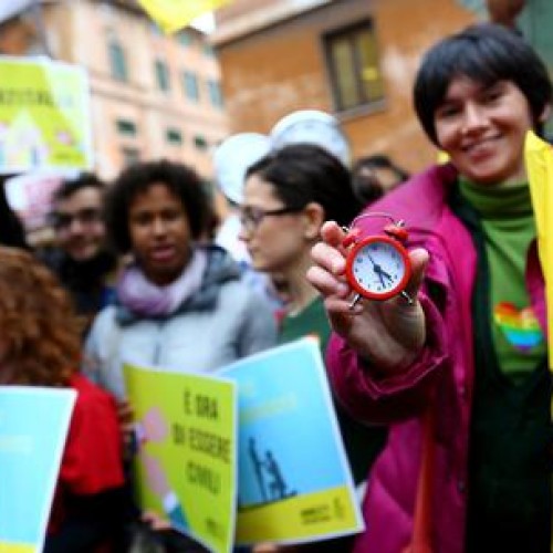 Strasburgo, Italia elimini discriminazioni su adozioni